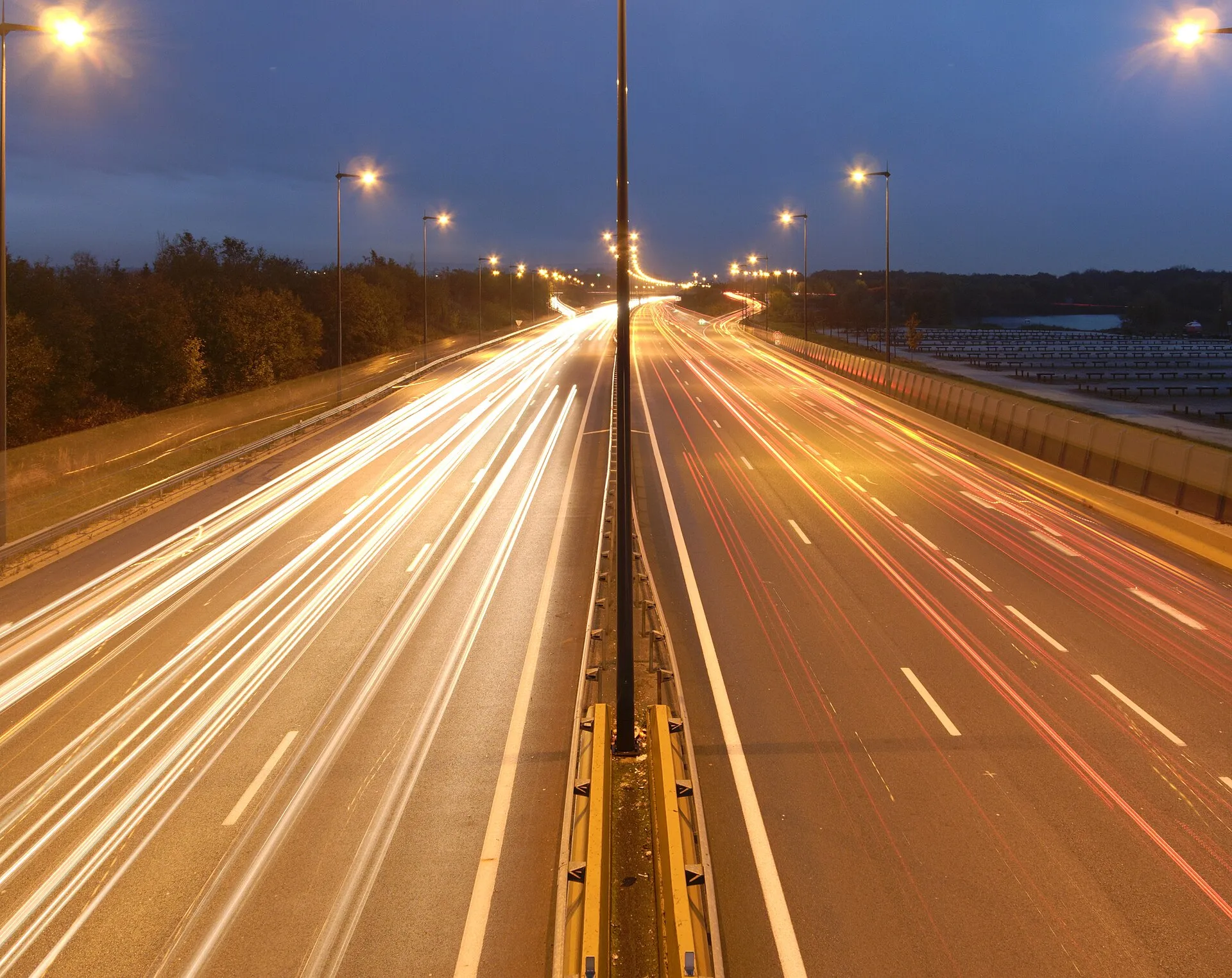 Circulation sur l'autoroute A36 dans le Doubs