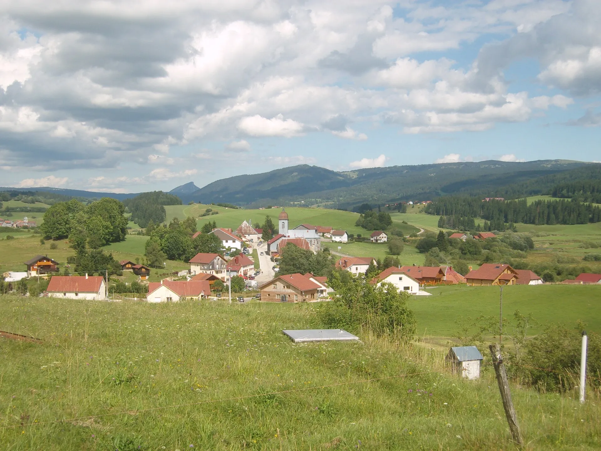 Vue générale de Gellin, dans le Haut-Doubs