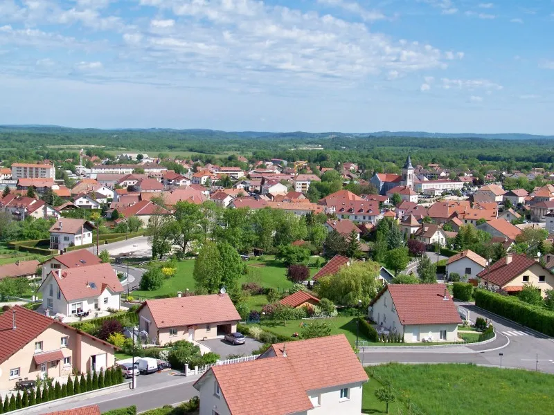 Vue du village de Valdahon, dans le Doubs